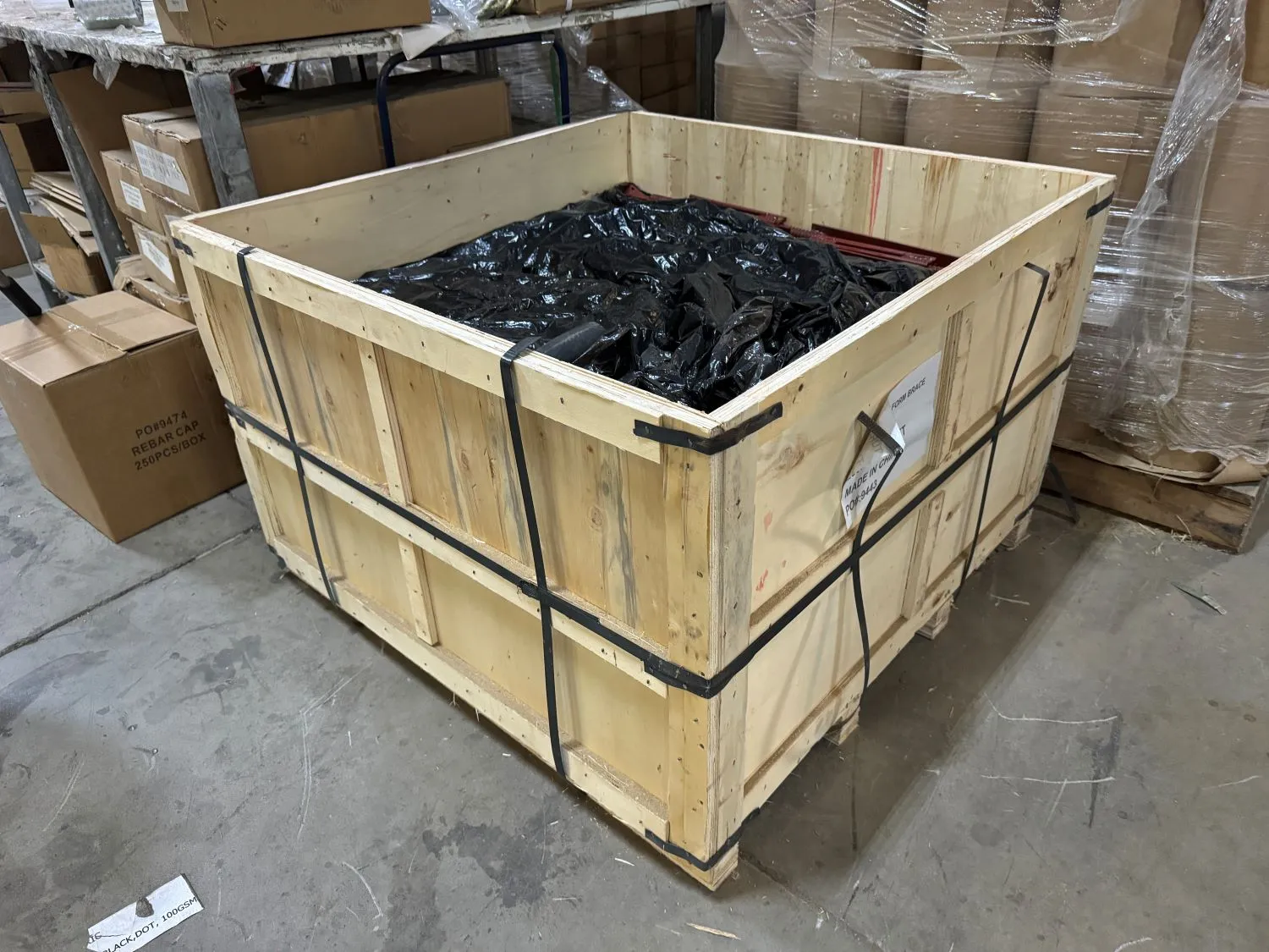 Durable Recycled Wood Crates (40" x 40" x 26") – 3000 lbs Weight Capacity