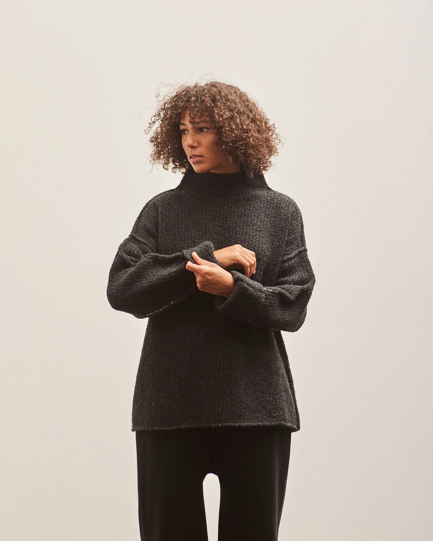 Lauren Manoogian Raw Turtleneck, Black Melange