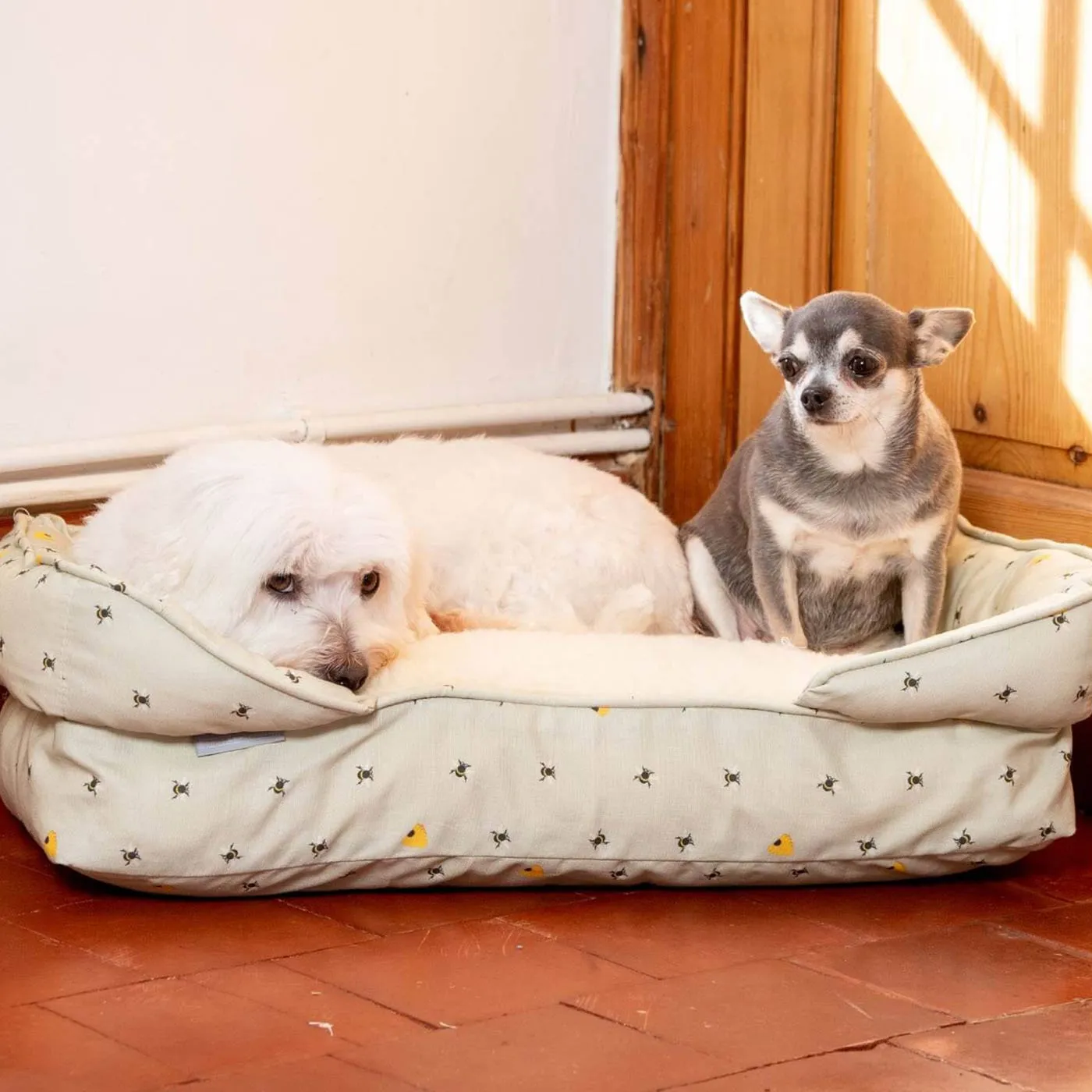 Puppy Crate Beds By Lords & Labradors